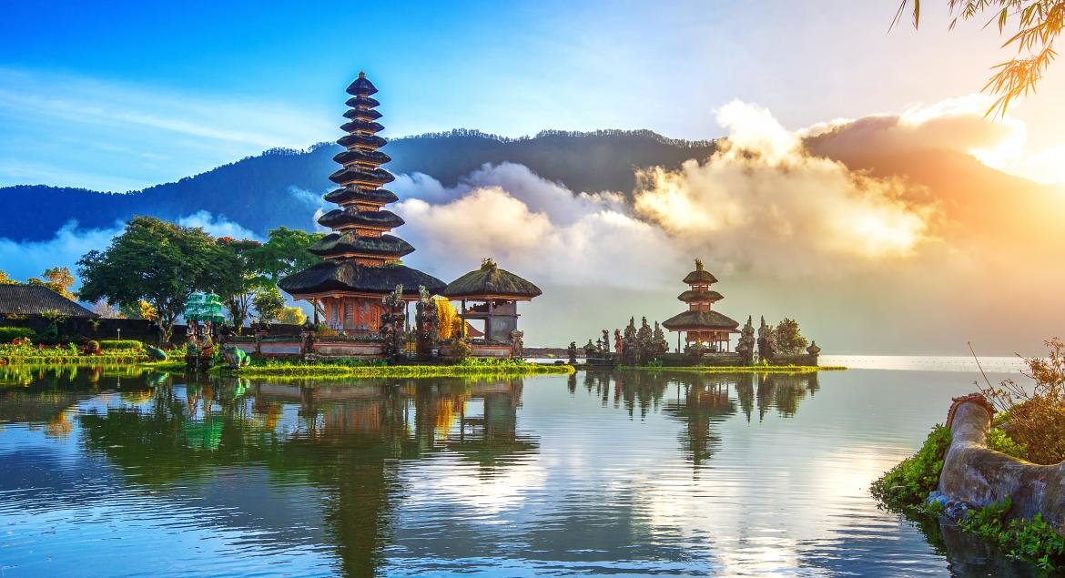 banner of Bali Shows Off the Breathtaking Beauty Indonesia Offers