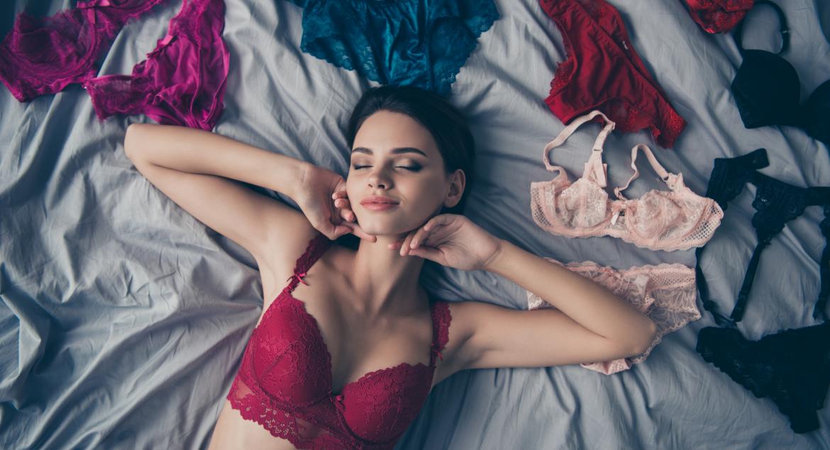 banner of Women's Underwear Has Many Options In Both Style and Brand